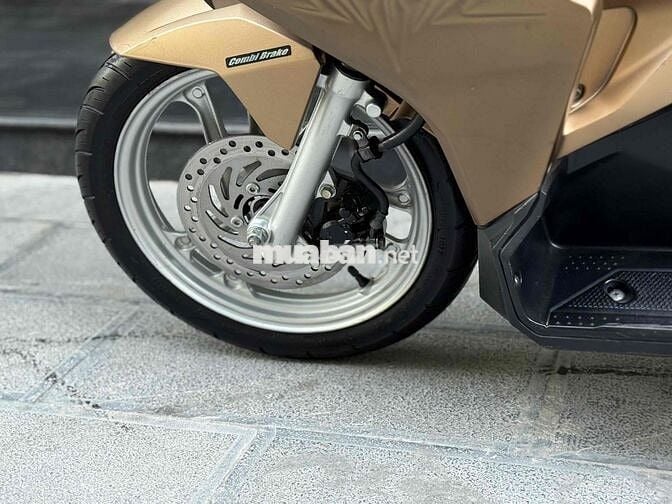 Honda Airblade 125 2017 Vàng đồng 3D 29D1
