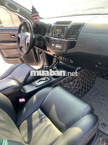 Toyota Fortuner Sportaivo 4x4 cao cấp nhất Sport