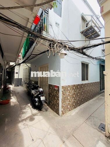 Cho thuê nhà nguyên căn Đường Cách Mạng Tháng 8 Quận 3