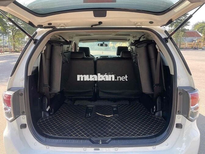 Toyota Fortuner Sportaivo 4x4 cao cấp nhất Sport