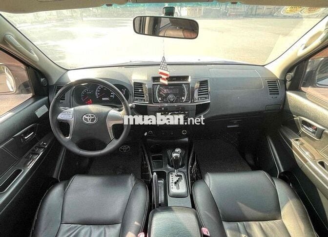 Toyota Fortuner Sportaivo 4x4 cao cấp nhất Sport