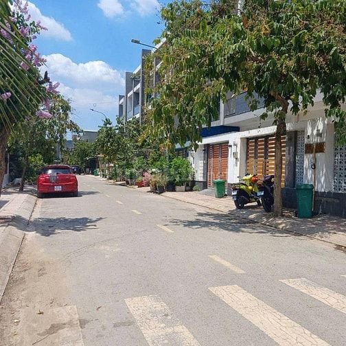 CHÍNH CHỦ 2 TỶ 5 KDC HỒNG LONG ĐƯỜNG 6M CƠ SỞ HẠ TẦNG TỐT XDTD SỔ SẴN