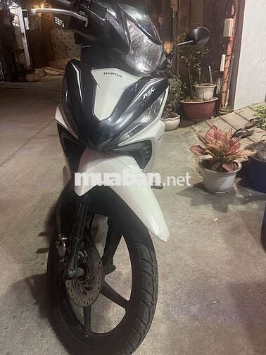 Honda Wave RSX 2017 Trắng đen