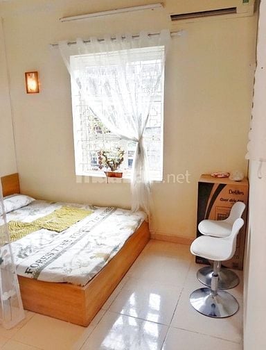 Tập thể Hà Nội 3 ngủ quận Hai Bà Trưng - ô tô đỗ cửa 