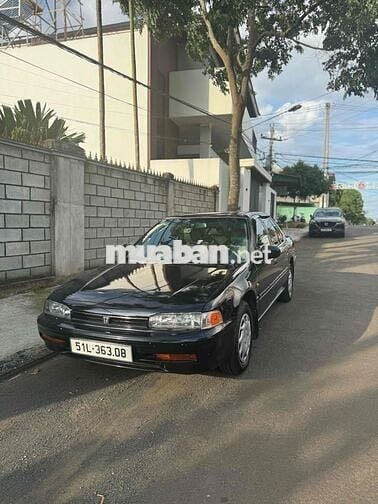 Honda Accord 1994 2.0 MT - 88888 km