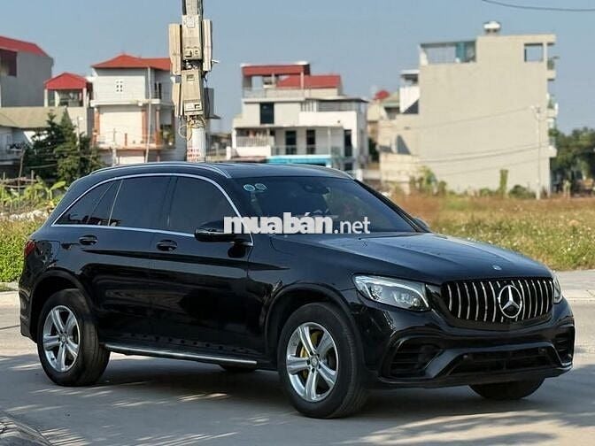 Mercedes-Benz GLC250 4Matic 2016 model 2017
