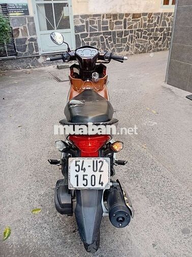 Novou 4 ,đẹp, mạnh,có cavet đầy đủ.