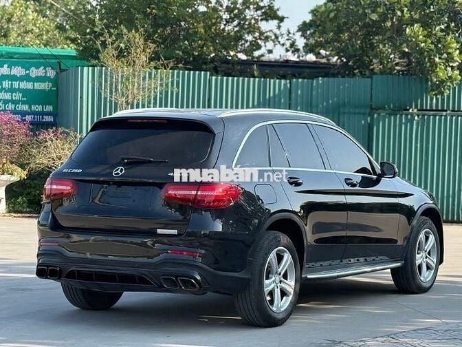 Mercedes-Benz GLC250 4Matic 2016 model 2017