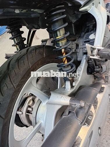 Novou 4 ,đẹp, mạnh,có cavet đầy đủ.