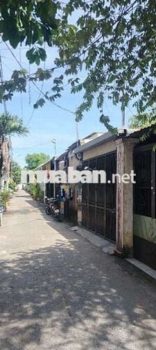 CHỈ 3.4 TỶ SỞ HỮU NHÀ CẤP 4,DT. 4 X 20 (80M2) 3 PN, 2 WC KHÔNG LỘ GIỚI