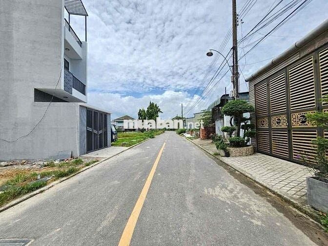 Đất mặt tiền đường gần chợ Phú An, phương Tân Bình, Tp Dĩ An