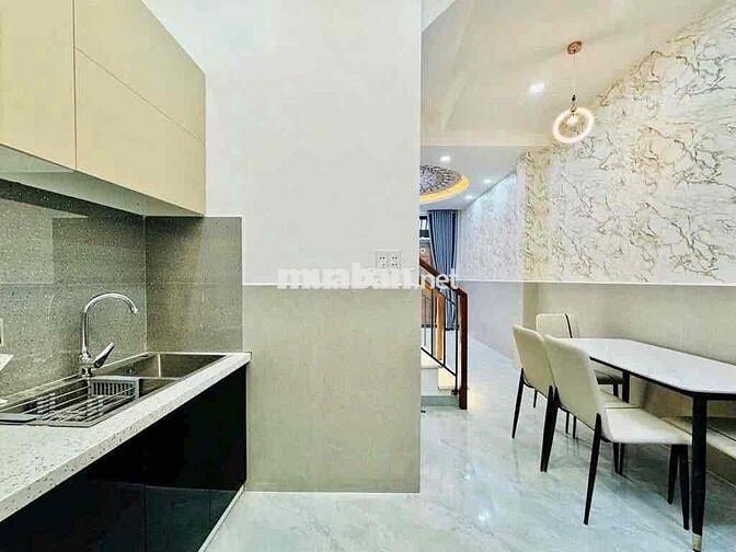 NHÀ 3 TẦNG - GẦN SIÊU THỊ LOTTEMART GÒ VẤP - 4,89 tỷ Nguyễn Văn Lượng