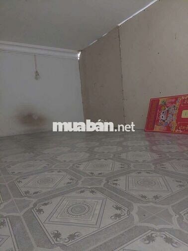 Phòng gác xép lửng nhỏ, giờ giấc tự do, tolet riêng Tân Khai p4 T Bình