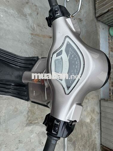 Piaggio Vespa màu Xám Đã sử dụng