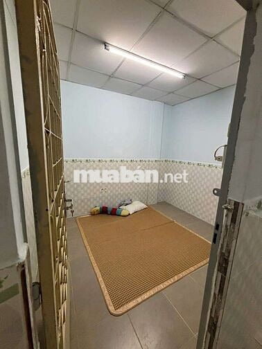 Cho thuê nhà đường nơ Trang Long