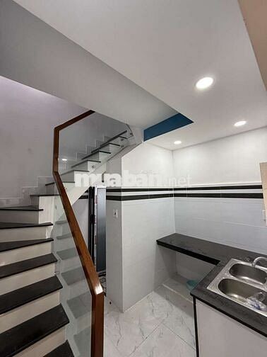 LÂM VĂN BỀN – 3PN – Hẻm 3m sạch đẹp – Không bị QH – SHR CC ngay – 3T7