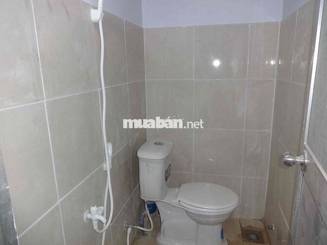 Phòng trọ nắm ngoài mặt tiền ĐBP