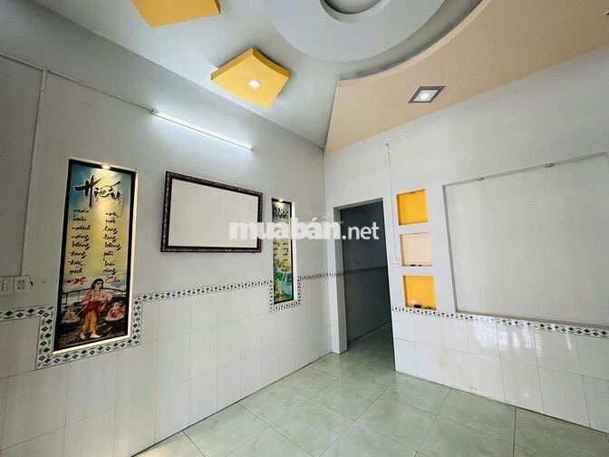 Cần bán nhà trệt rộng , vị trí đẹp phù hợp ở và kinh doanh