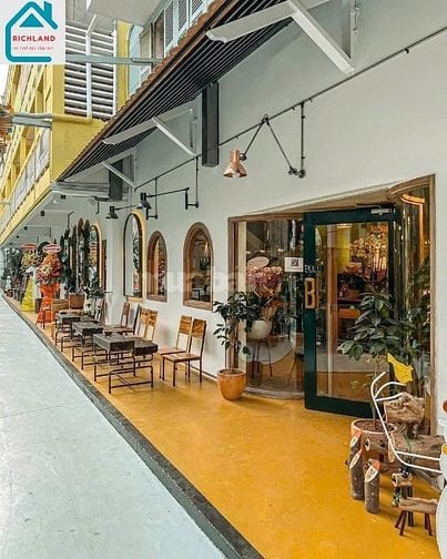 Cho thuê nhà mặt tiền 19 Trần Cao Vân, Đa Kao Q1- Diện tích: 15m x 50m
