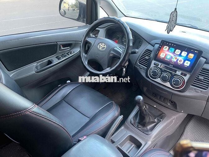 Toyota Innova 2015 - 20000 km