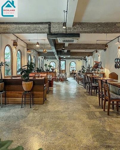 Cho thuê nhà mặt tiền 19 Trần Cao Vân, Đa Kao Q1- Diện tích: 15m x 50m