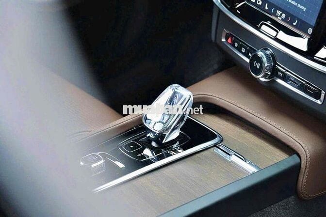 Volvo S90 2023 Đen Bản Trục Dài - Mild Hybrid