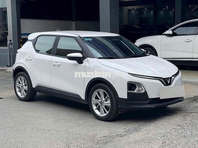 Vinfast VF5 2025 Trắng 12.000 km