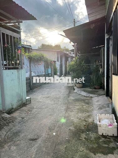 BÁN NHÀ CẤP 4 CÓ GÁC 90,1M2 ĐƯONG SONG HÀNH QL22 XÃ TÂN HIỆP SỔ RIÊNG