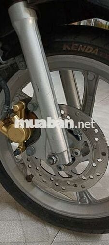 Yamaha Luvias FI Đen vàng đồng