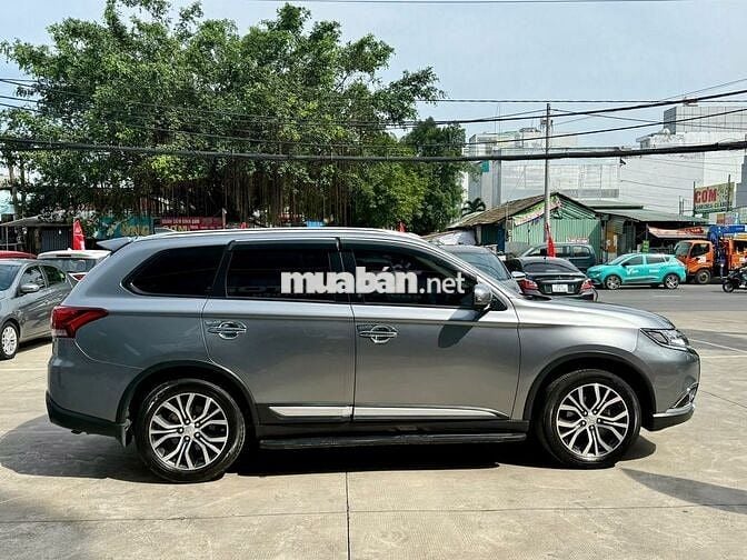 Mitsubishi Outlander CVT 2019 Xám 36.900 km
