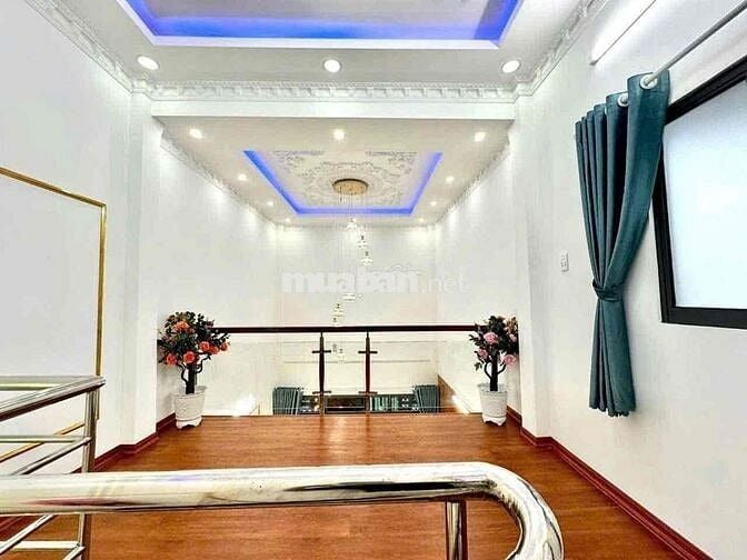 🧧🧧🧧🧧GIÁP QUẬN 7 NHÀ MỚI TINH CÓ PHÒNG DƯỚI ĐẤT 🧧🧧🧧🧧