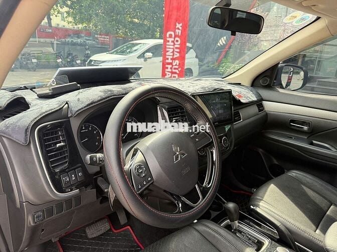 Mitsubishi Outlander CVT 2019 Xám 36.900 km