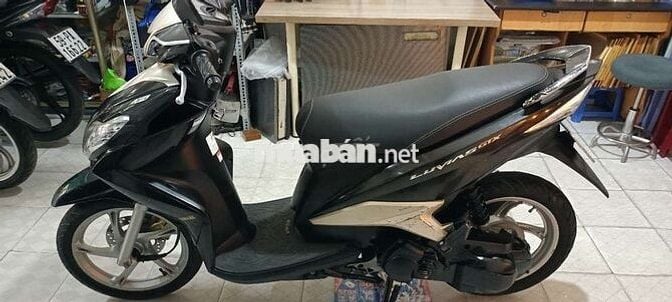 Yamaha Luvias FI Đen vàng đồng