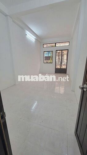 Nhà hẻm 1 xẹt 3/2, 3.2x13, 2 Lầu 3pn 2wc ngay HV Hành chính Quốc Gia