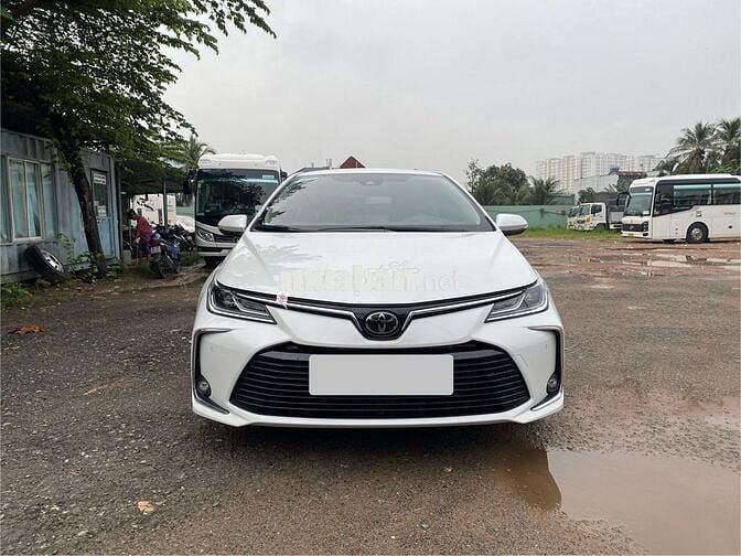 Toyota Altis 2022 1.8V 14.000km Trắng