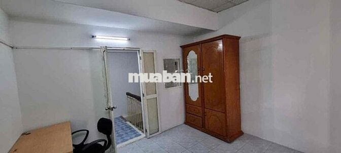 Chính chủ cho thuê nhà 3,5 tầng ngõ 70 Ngọc Hà Ba Đình