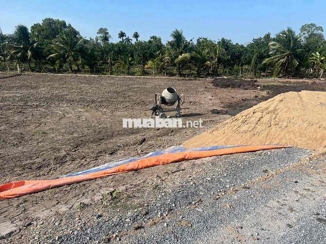 Đất vườn view sông lên full thổ ở Long An