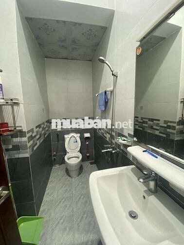 BÁN NHÀ Ở 76M² 4 TẦNG 4PN 6WC SỔ HỒNG RIÊNGĐƯỜNG 22 LINH ĐÔNG THỦ ĐỨC