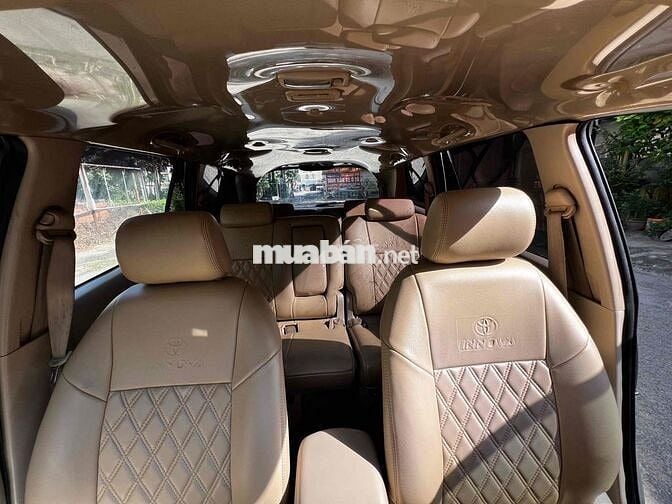 Toyota Innova 2006 G - 150000 km