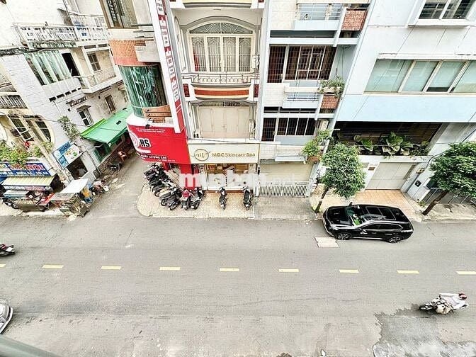 CĂN HỘ RỘNG 30M² – NGAY 3 THÁNG 2, QUẬN 10 – GẦN VẠN HẠNH MALL