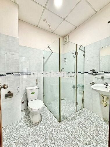 CĂN HỘ RỘNG 30M² – NGAY 3 THÁNG 2, QUẬN 10 – GẦN VẠN HẠNH MALL