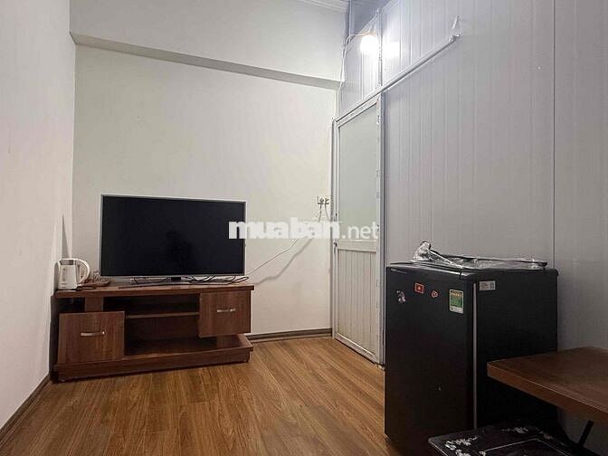 CHO THUÊ PHÒNG 15m² – GIỜ GIẤC TỰ DO – TRUNG TÂM ĐIỆN BIÊN PHỦ, HÀ NỘI