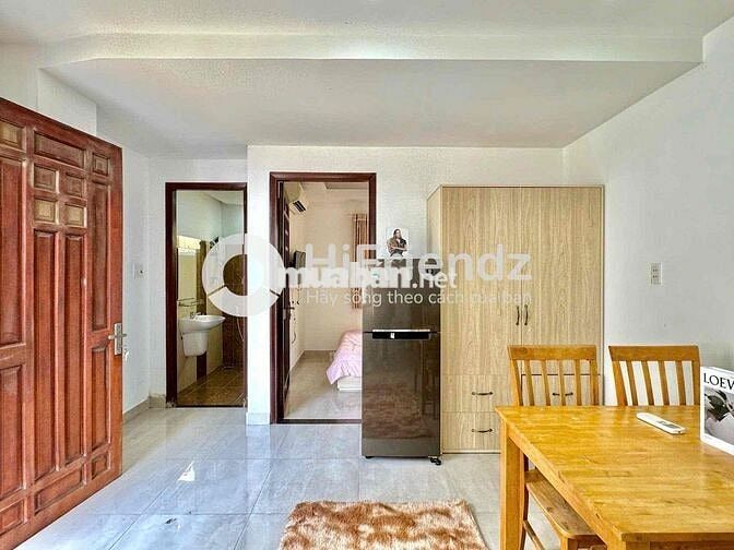 Căn Hộ CC Mini 1PN 40m2 Thang Máy Hầm Xe Bảo Vệ Ngay Cầu Vượt 3/2 Q10