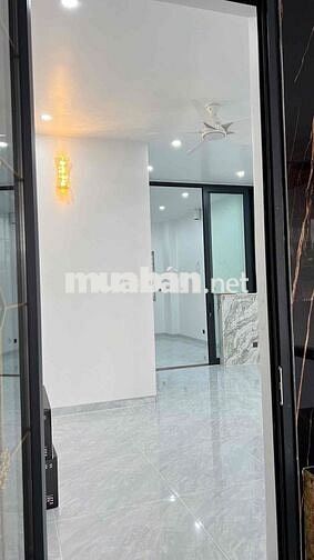 90m2 - 12 triệu/tháng - Cho thuê nhà tầng 1 và hầm xe, Q7 Riverside