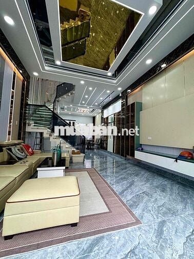 Nhà 2 lầu xây mới full nội thất sân xe hơi 4pn 1/ Thạnh xuân 43