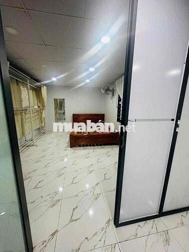 🍀Cho thuê nhà ngủ căn hẻm đường Tên Lua. BTân