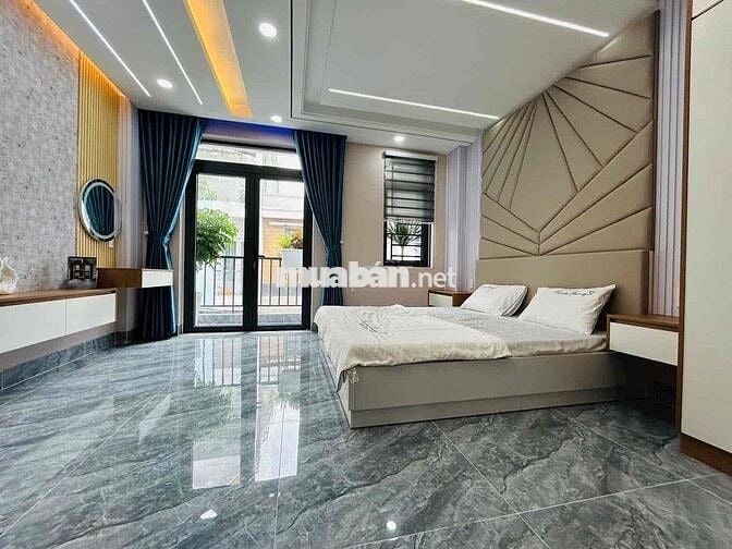 Nhà 2 lầu xây mới full nội thất sân xe hơi 4pn 1/ Thạnh xuân 43