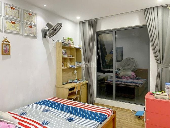 CC bán nhà làng Nha, Bát Khối DTSD 40m2, 4PN đủ công năng 2 nhà ra phố