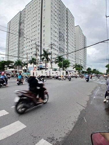 BÁN NHÀ TÂM HUYẾT-4 TẦNG- NGANG 4.8❌ 13M- HẺM 6M- SÁT TRƯỜNG CHINH-Q12