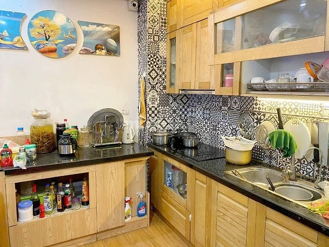 CC bán nhà làng Nha, Bát Khối DTSD 40m2, 4PN đủ công năng 2 nhà ra phố